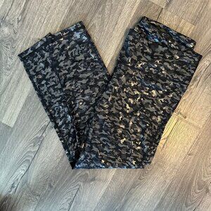 Gap XL Tall Reflective Camo Leggings